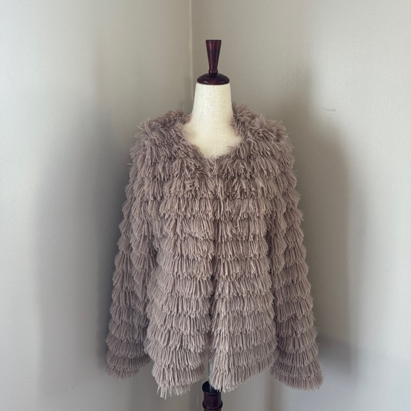 Fluffy Shag Shaggy Faux Fur Lightweight Jacket Coat Taupe Medium - Picture 1 of 8